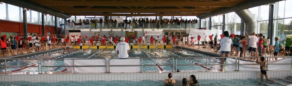 Piscine couverte meeting Rives